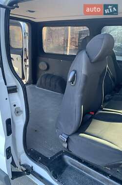 Минивэн Opel Vivaro 2006 в 