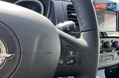Минивэн Opel Vivaro 2018 в 