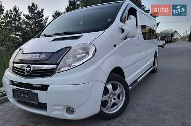 Минивэн Opel Vivaro 2007 в 