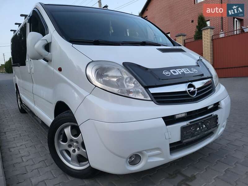 Минивэн Opel Vivaro 2007 в Хмельницком