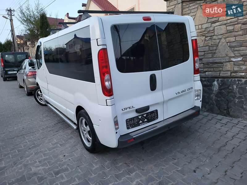 Минивэн Opel Vivaro 2007 в Хмельницком