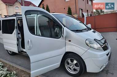 Минивэн Opel Vivaro 2007 в 
