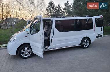 Минивэн Opel Vivaro 2007 в 