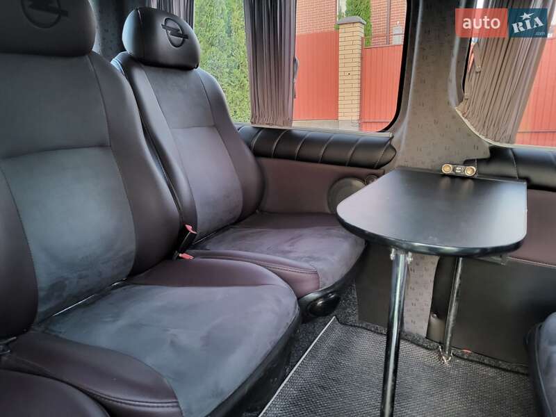 Минивэн Opel Vivaro 2007 в Хмельницком