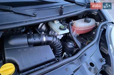 Минивэн Opel Vivaro 2007 в 