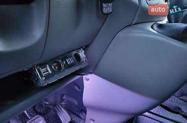 Минивэн Opel Vivaro 2007 в 