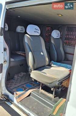 Минивэн Opel Vivaro 2008 в 
