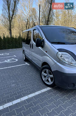 Минивэн Opel Vivaro 2007 в 