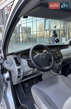 Минивэн Opel Vivaro 2007 в 
