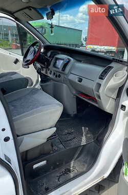 Мінівен Opel Vivaro 2004 в 
