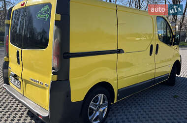 Грузовой фургон Opel Vivaro 2002 в 