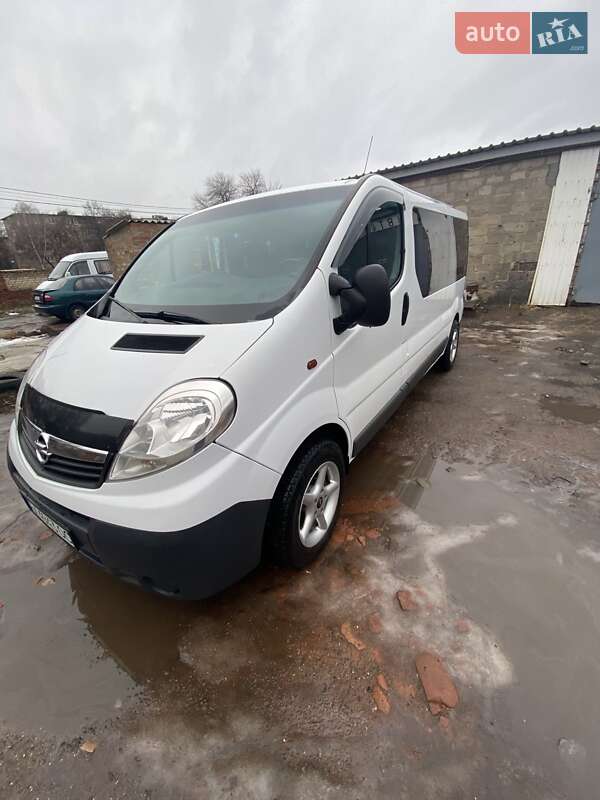 Минивэн Opel Vivaro 2014 в Харькове