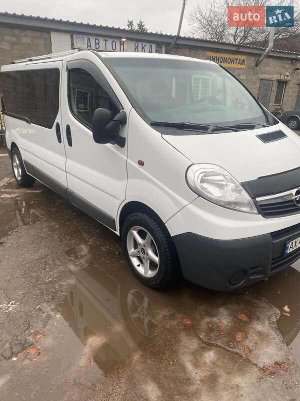 Минивэн Opel Vivaro 2014 в Харькове