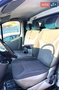 Грузовой фургон Opel Vivaro 2007 в 