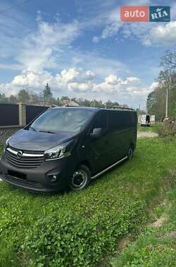 Грузовой фургон Opel Vivaro 2017 в Тернополе