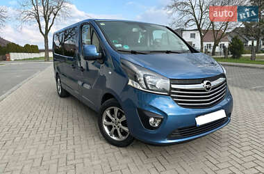 Минивэн Opel Vivaro 2019 в 