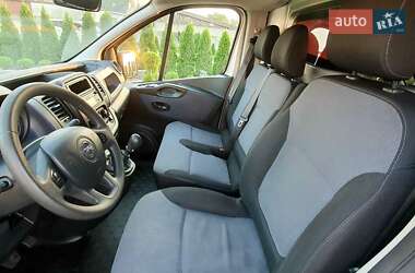 Вантажний фургон Opel Vivaro 2016 в 