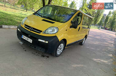 Минивэн Opel Vivaro 2004 в 