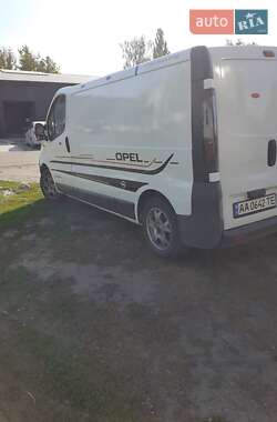 Грузовой фургон Opel Vivaro 2003 в 