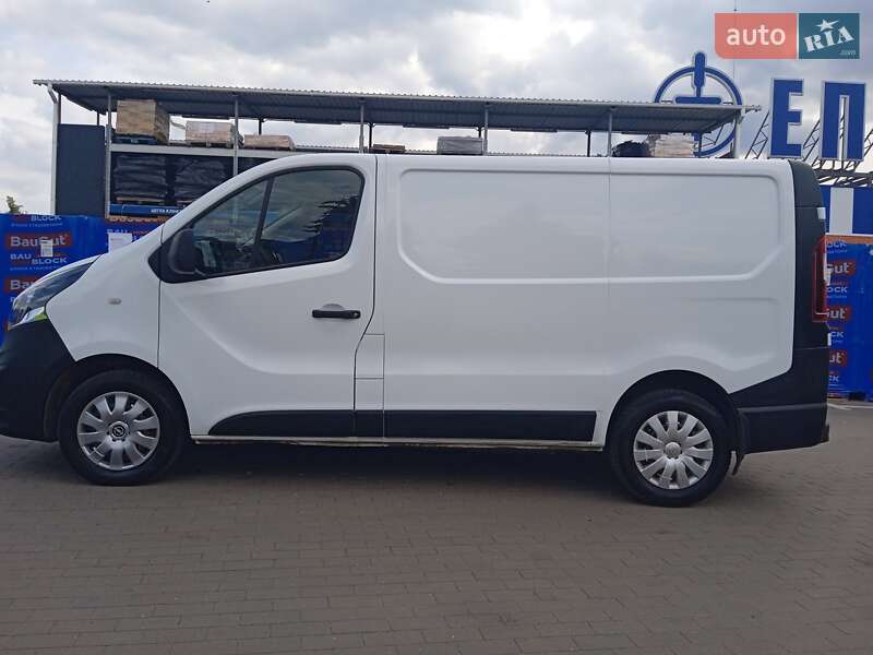 Грузовой фургон Opel Vivaro 2017 в 