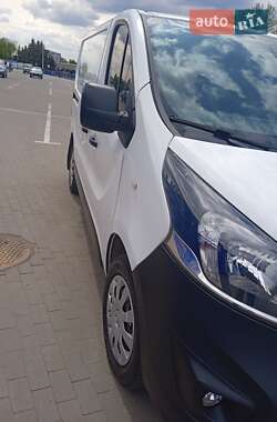 Грузовой фургон Opel Vivaro 2017 в 