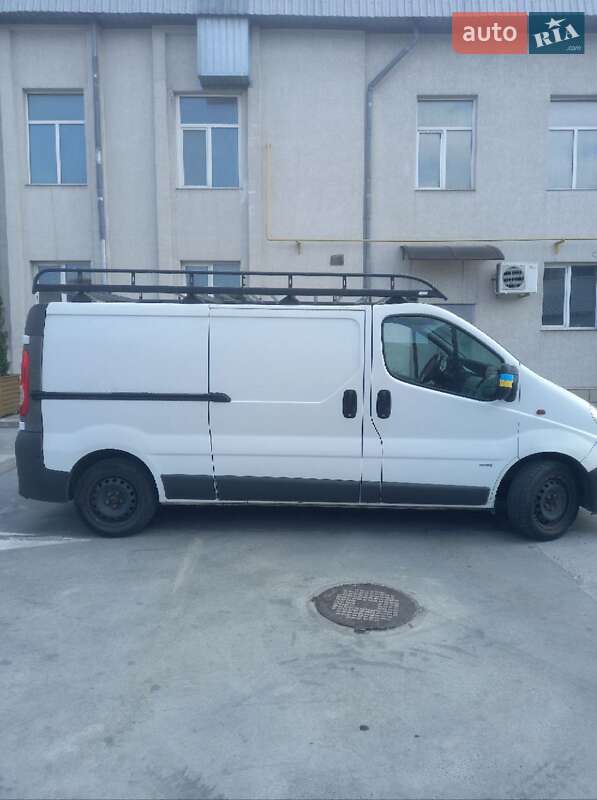 Вантажний фургон Opel Vivaro 2007 в Дніпрі
