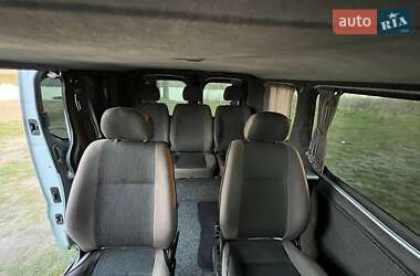 Минивэн Opel Vivaro 2003 в 