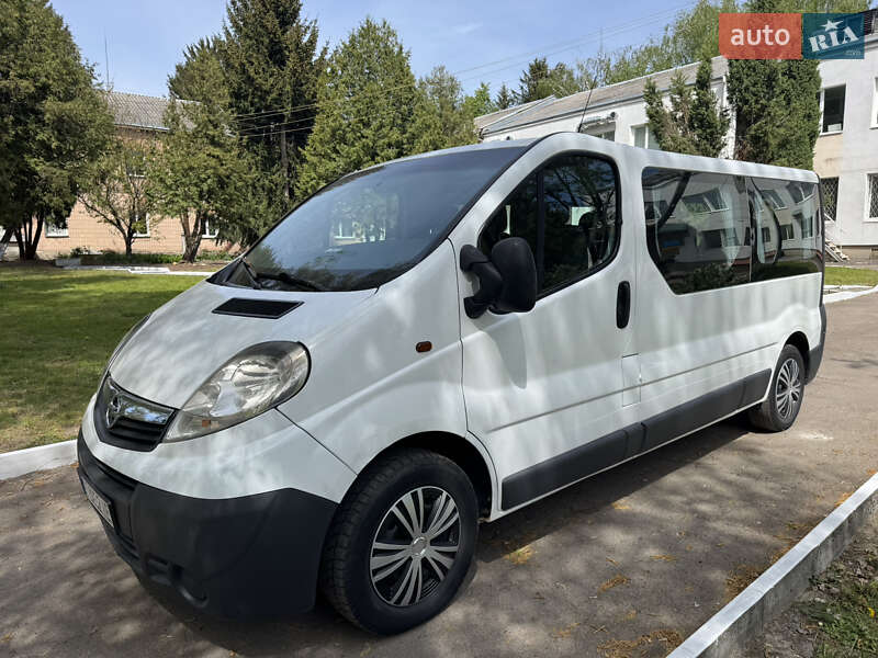 Opel Vivaro 2006