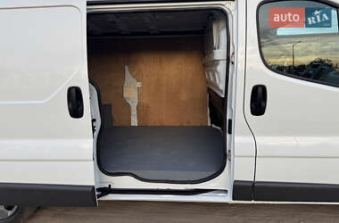 Грузовой фургон Opel Vivaro 2014 в 