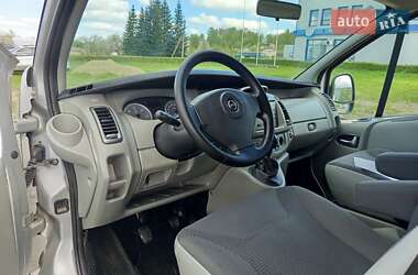 Минивэн Opel Vivaro 2009 в 