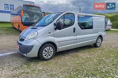 Минивэн Opel Vivaro 2009 в 