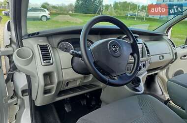 Минивэн Opel Vivaro 2009 в 