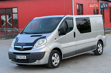 Мінівен Opel Vivaro 2012 в 
