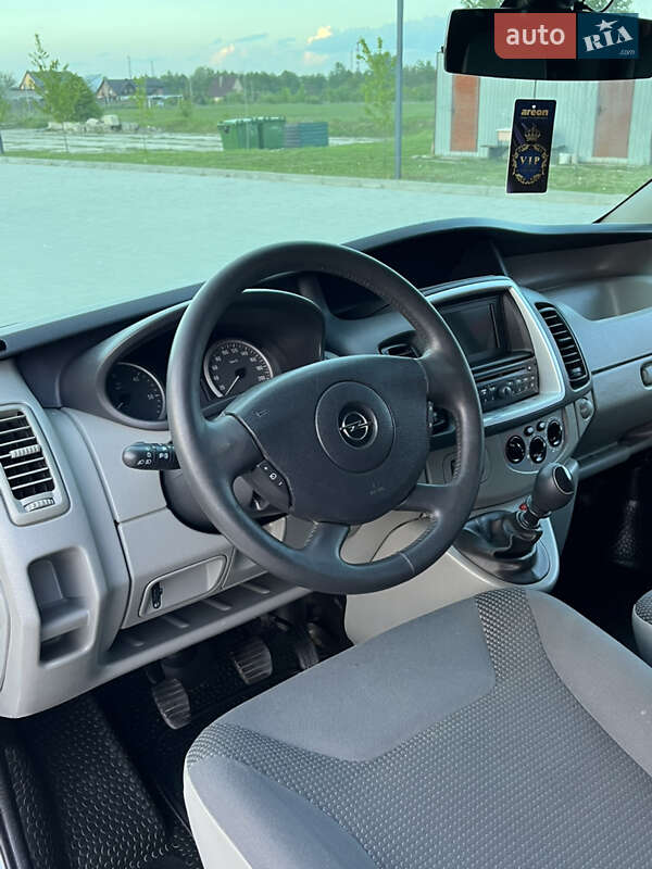 Минивэн Opel Vivaro 2012 в Здолбунове