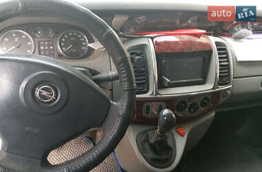 Минивэн Opel Vivaro 2003 в 