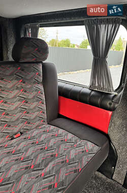 Минивэн Opel Vivaro 2005 в 