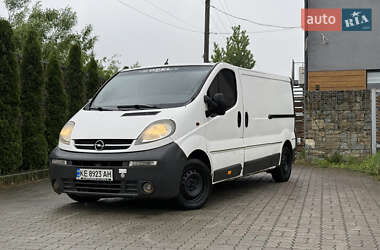 Грузовой фургон Opel Vivaro 2004 в 