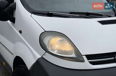 Грузовой фургон Opel Vivaro 2004 в 