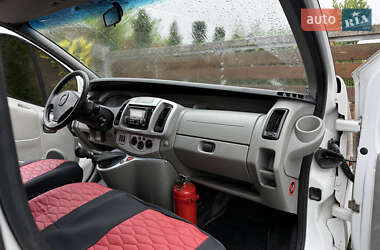 Грузовой фургон Opel Vivaro 2004 в 