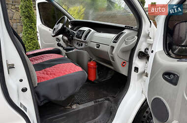 Грузовой фургон Opel Vivaro 2004 в 