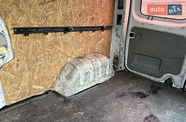 Грузовой фургон Opel Vivaro 2004 в 