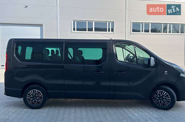 Мінівен Opel Vivaro 2015 в 