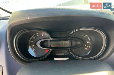 Мінівен Opel Vivaro 2015 в 