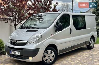 Минивэн Opel Vivaro 2011 в Виннице