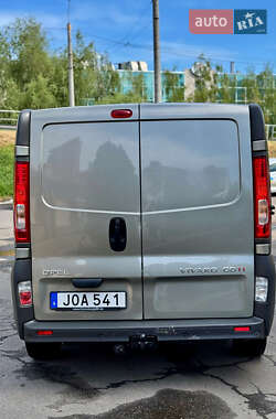 Вантажний фургон Opel Vivaro 2014 в 