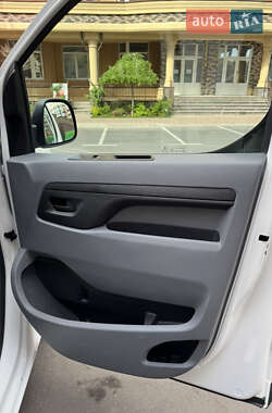 Минивэн Opel Vivaro 2020 в 