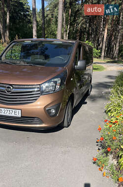 Мінівен Opel Vivaro 2015 в 