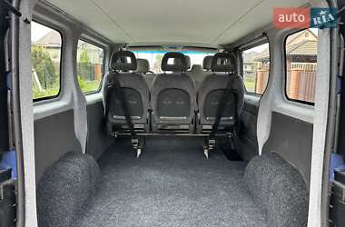 Минивэн Opel Vivaro 2004 в 