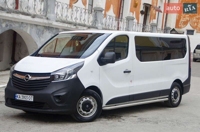 Минивэн Opel Vivaro 2017 в Кременце