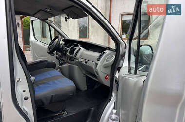 Минивэн Opel Vivaro 2005 в 